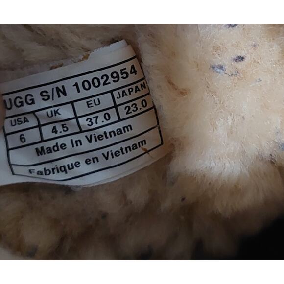 UGG metro short bow Chestnut Boots SZ 6 - Picture 9 of 14